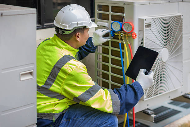 Professional Air Conditioning Repair technician working in Newark, NJ